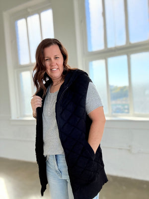 Oversized Quilted Fleece Vest with Hood