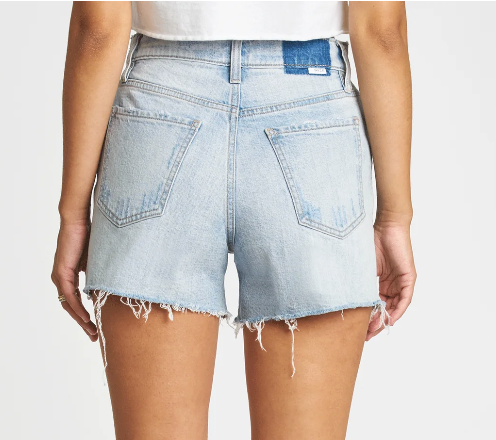 
                  
                    They don't make them like this anymore, until now. The Bottom Line in Fade is made using our 11.25oz ToughLove denim. It makes every pair look like an authentic vintage score -- it's mostly rigid but yields to your body in all the right ways where you need it to. Made primarily of organic and recycled cotton, leaving you and the earth feeling brand new.
                  
                